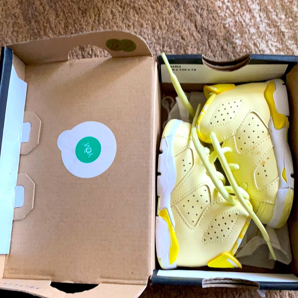 Air jordans, yellow